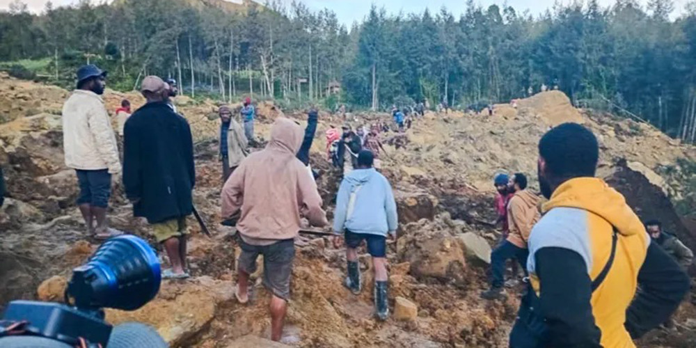 पपुवा न्युगिनीमा पहिरोमा परी करिब १०० जनाको मृत्यु भएको आशङ्का